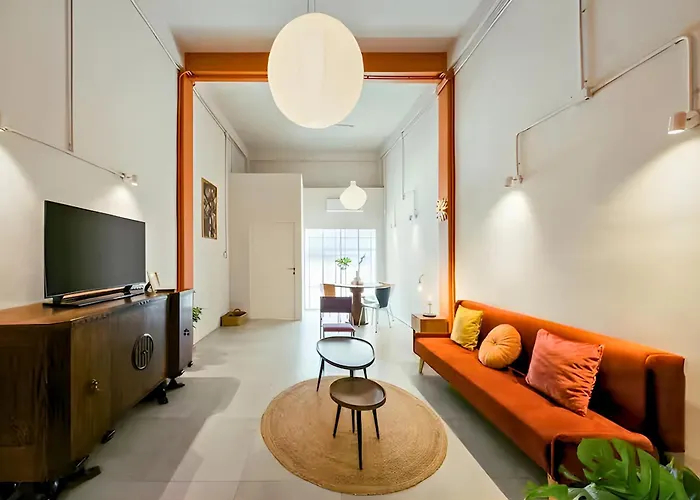 Industrial Loft Sukhumvit 3-bedroom Designer House - 2 Min To Bts Bang Chak バンコク都