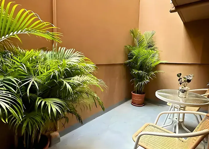 Industrial Loft Sukhumvit 3-bedroom Designer House - 2 Min To Bts Bang Chak アパート *