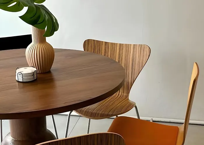 Industrial Loft Sukhumvit 3-bedroom Designer House - 2 Min To Bts Bang Chak *